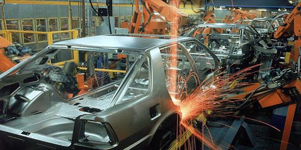خروج خودروسازان از زیاندهی با اجرای بسته جهش تولید/ تحقق جهش تولید در گرو اصلاح ساختار صنعت خودرو